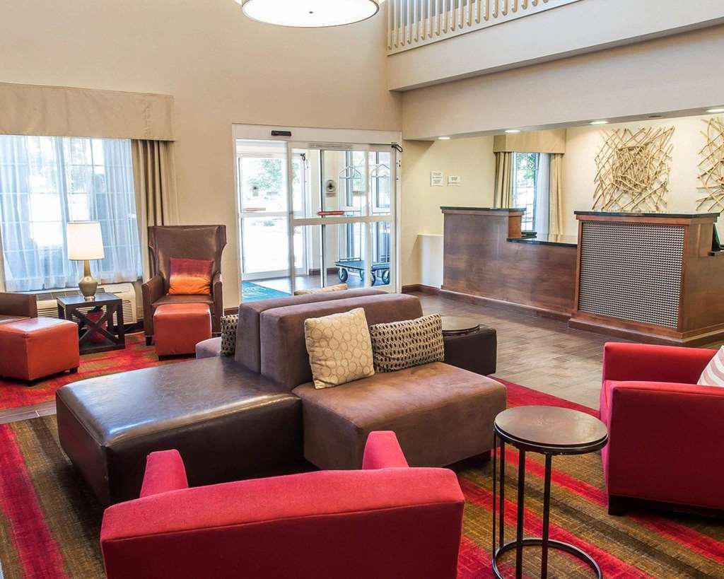 Quality Inn & Suites University Fort Collins Interior photo