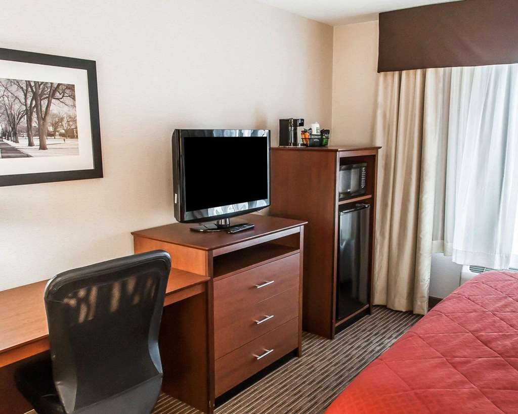 Quality Inn & Suites University Fort Collins Room photo
